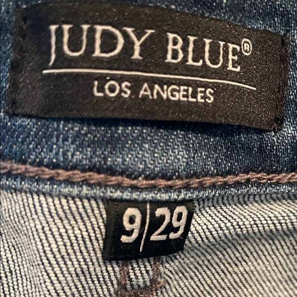 Judy Blue Women's Classic Denim Stretch Distressed Jeans size 9 - Picture 10 of 16
